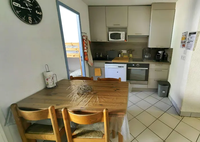 Villa 6 Pers, Clim, Au Calme Avec Piscine Et Parking - Fr-1-607-125 Agde