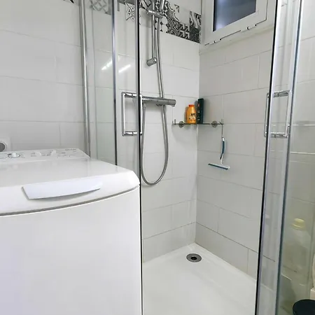 Cap D'agde, 3 Pièces, 6 Personnes - Fr-1-607-125 * Agde