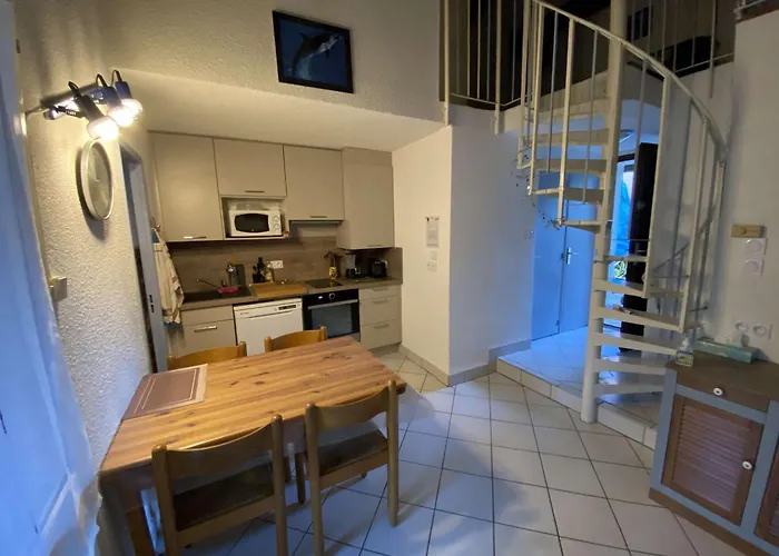 6 Pers, Clim, Au Calme Avec Piscine Et Parking - Fr-1-607-125